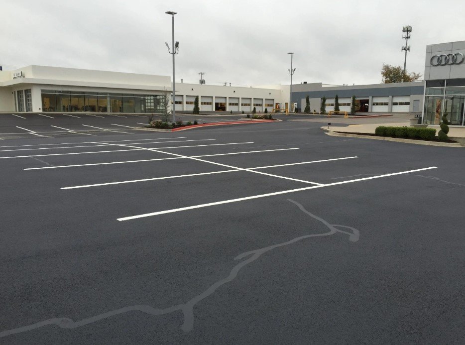 Best Crack Filling for Parking Lots: Methods, Benefits, and Maintenance Crack filling for parking lots